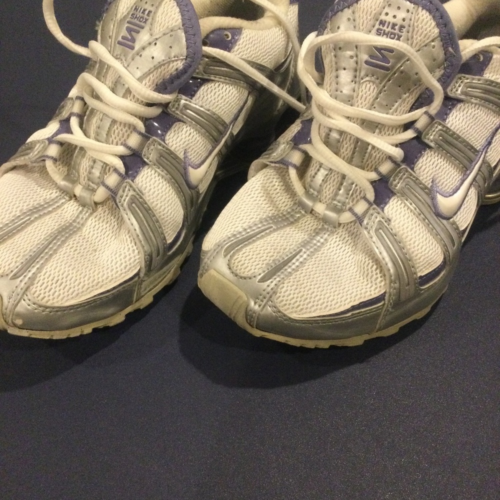 Nike shox